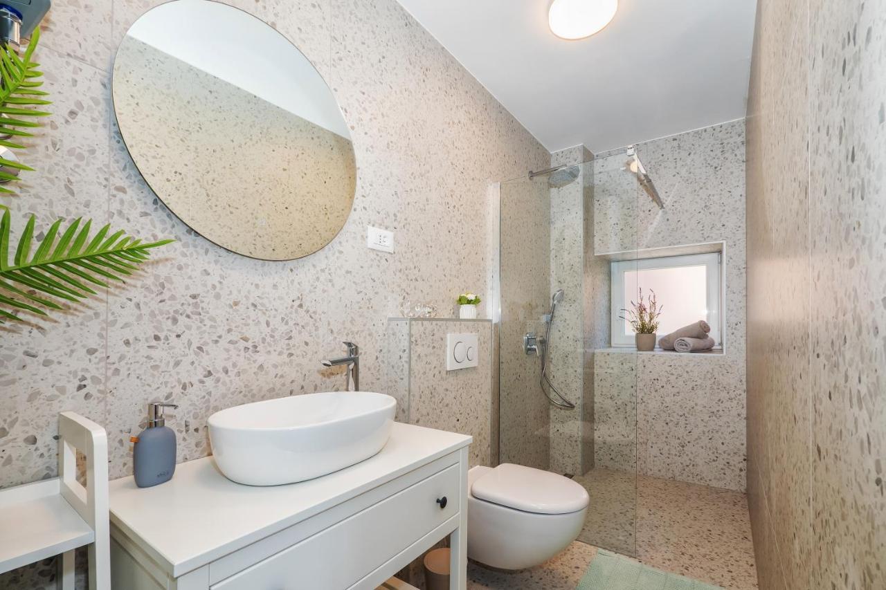 Lucio Suites Split Buitenkant foto