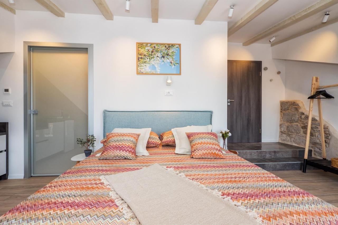 Lucio Suites Split Buitenkant foto