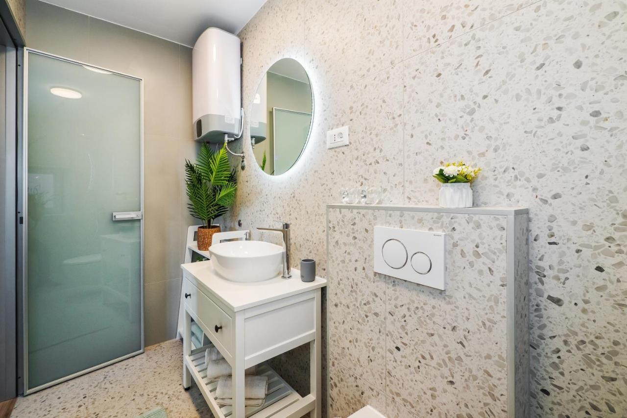 Lucio Suites Split Buitenkant foto